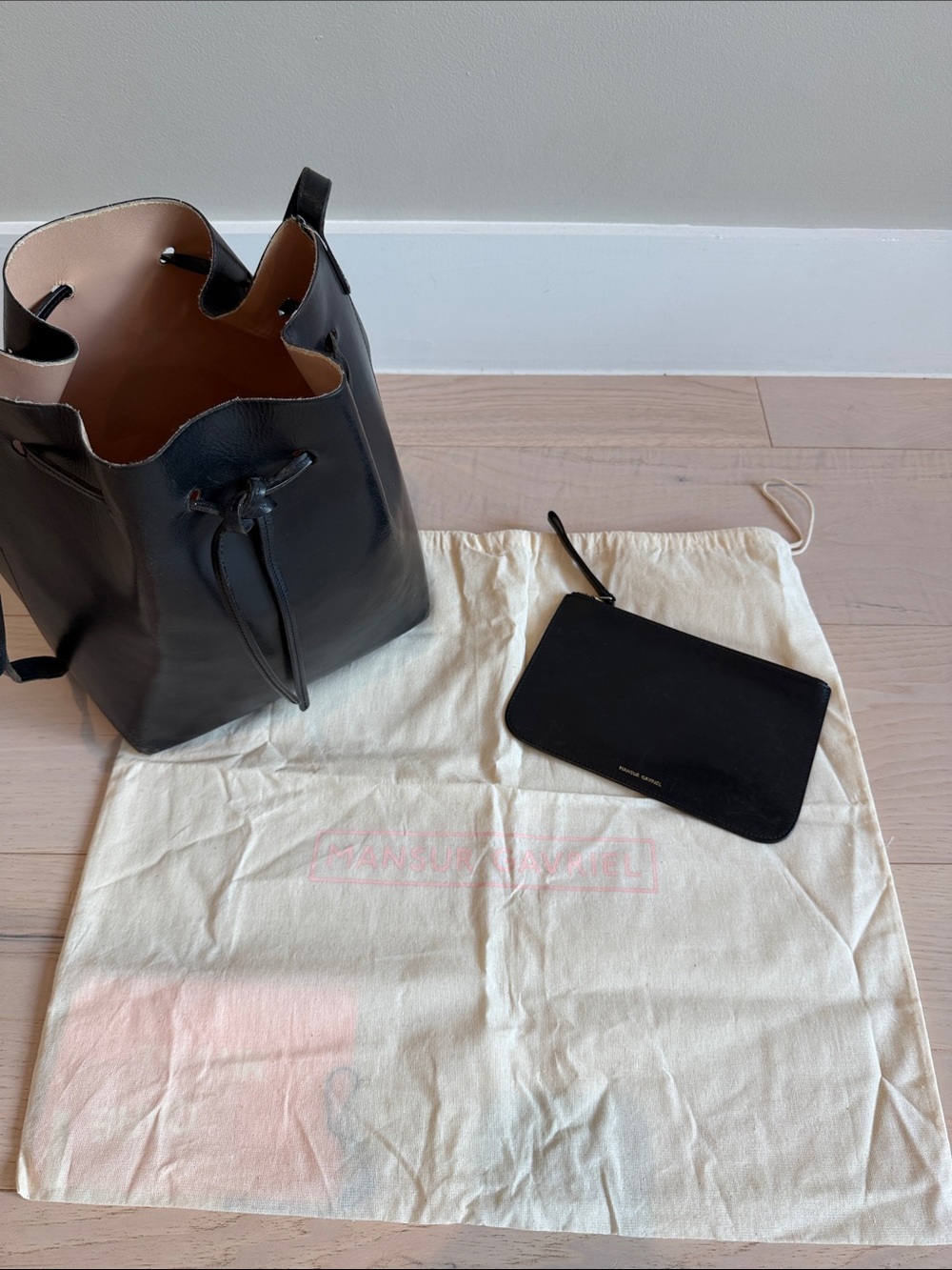 Mansuy Gabriel Black Leather Drawstring Bucket Bag with Pouch